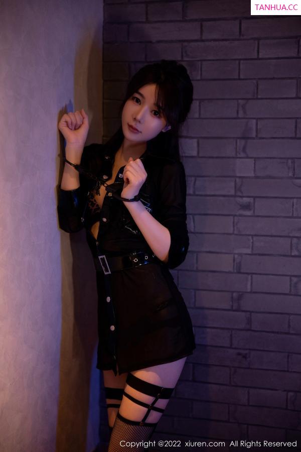 婠婠么  [XiuRen]高清写真图 2022.11.30 No.5931 婠婠么 黑丝美腿第19张图片